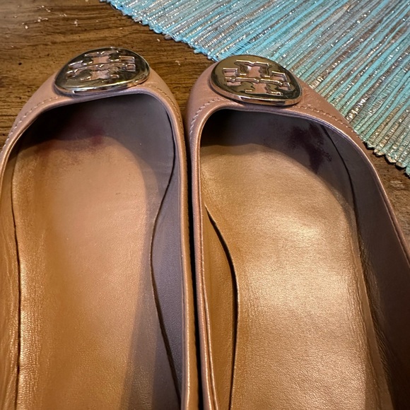 Tory Burch Minnie Ballet Flat in Tan - Picture 5 of 10
